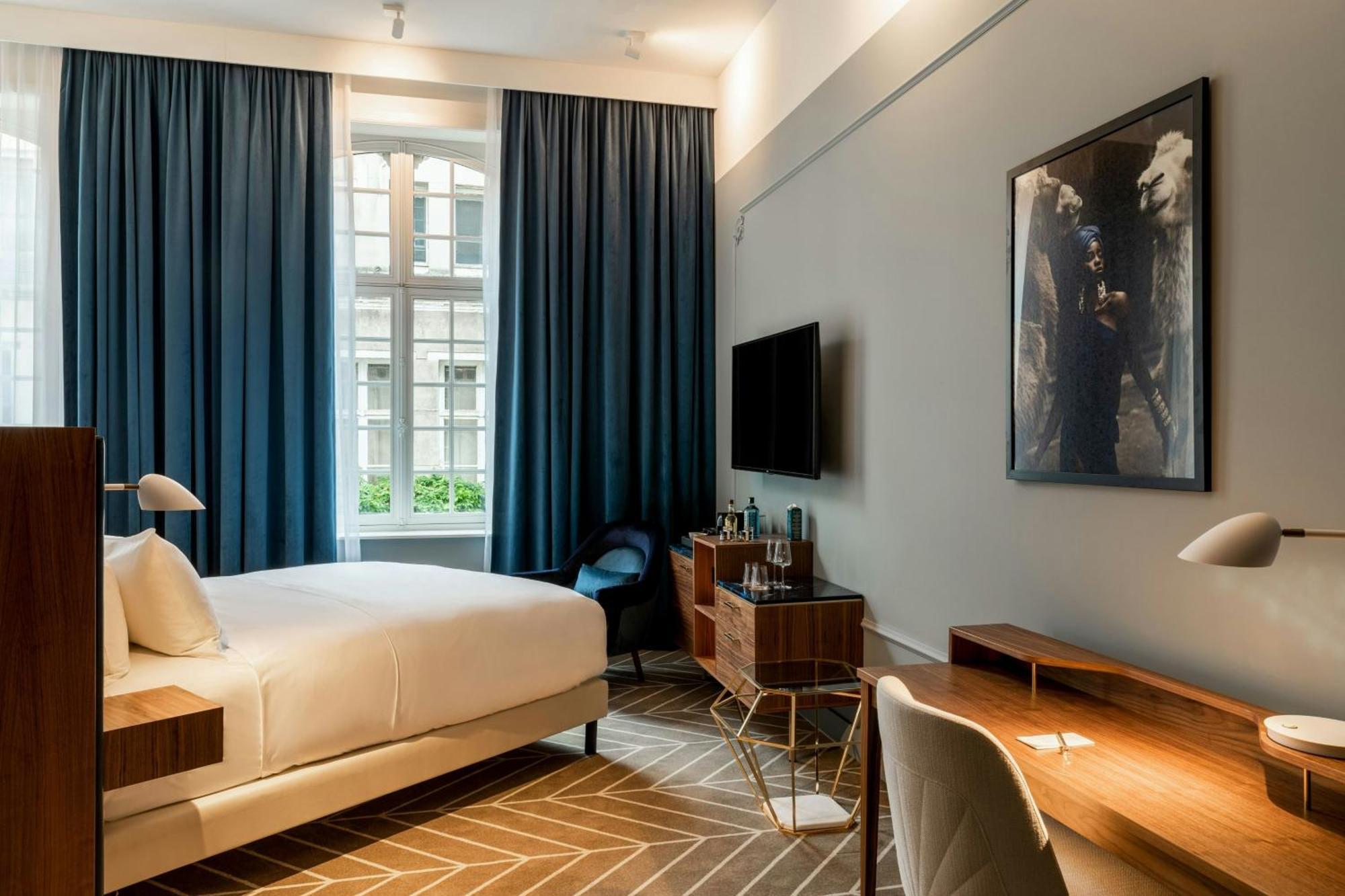 מלון Sapphire House Antwerp, Autograph Collection מראה חיצוני תמונה A room at the hotel